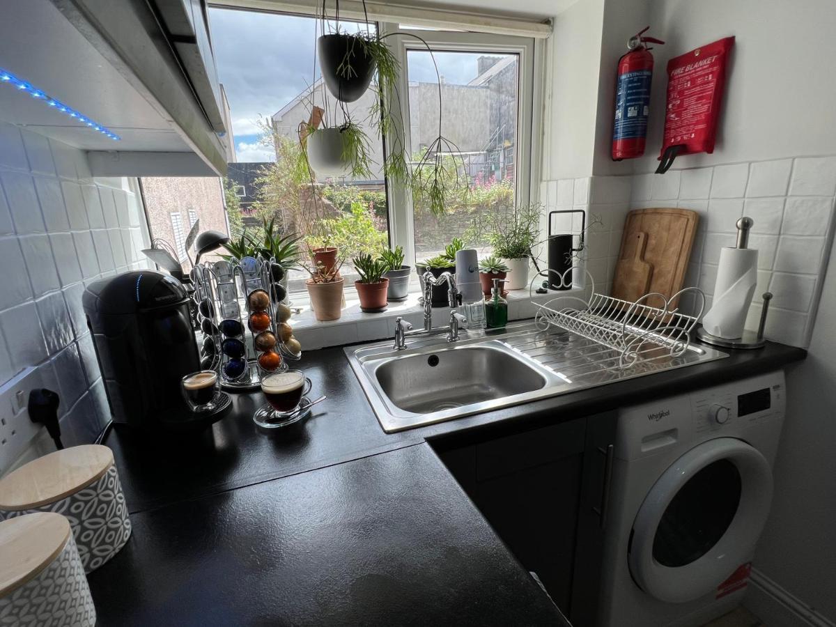 Lovely Apartment In Cork Bagian luar foto